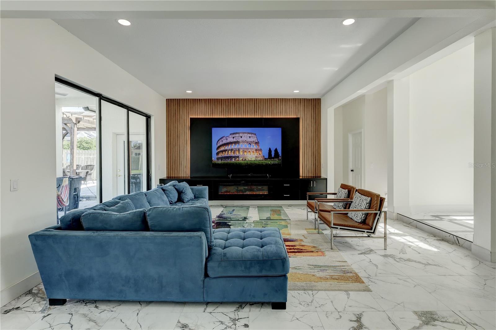 Image 4 of 38 For 3532 Amaca Circle