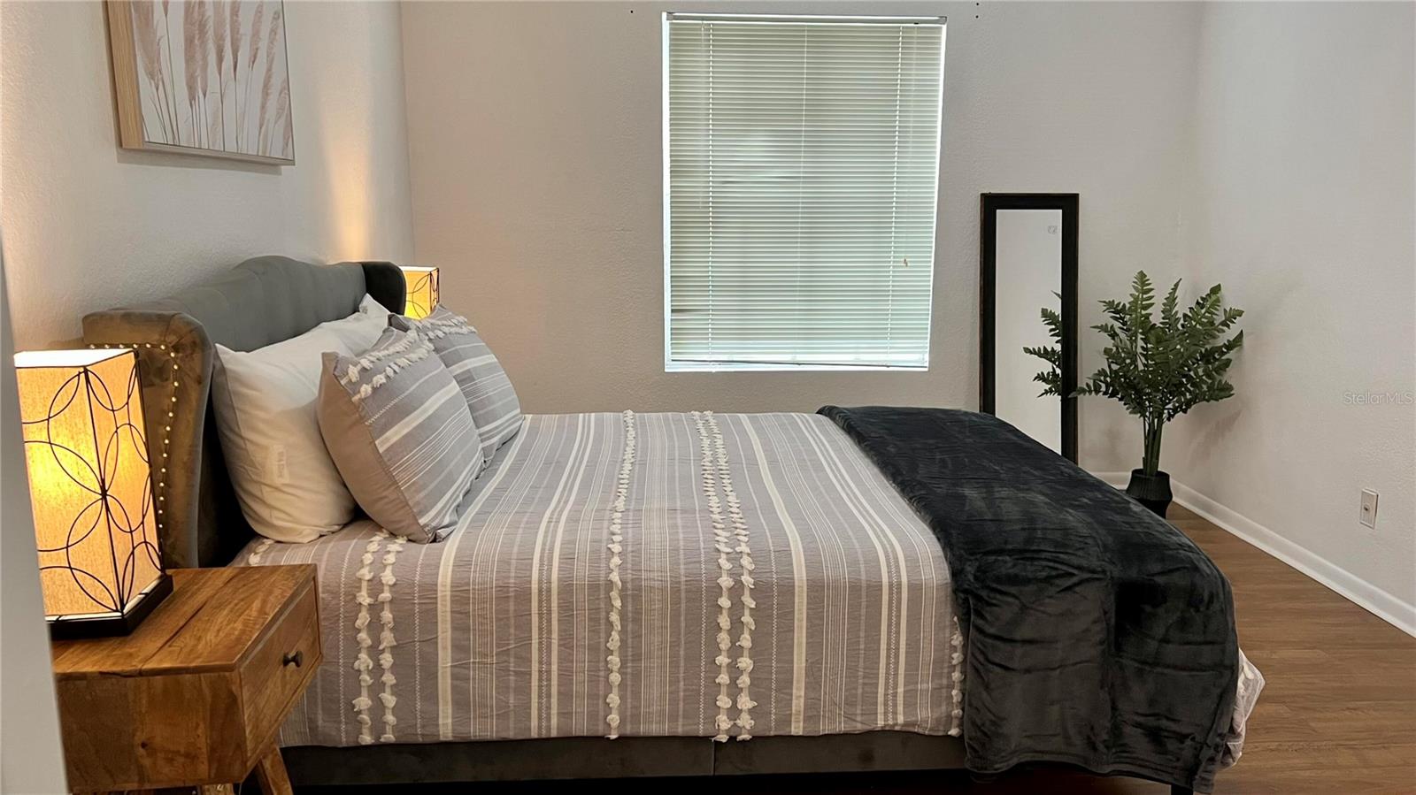 Image 10 of 17 For 11526 Westwood Boulevard 723