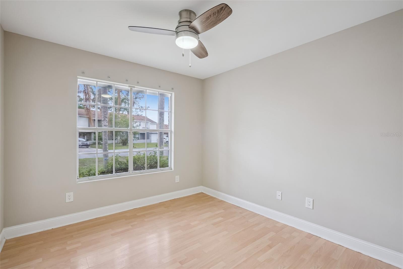 Image 22 of 46 For 108 Edgewater Circle