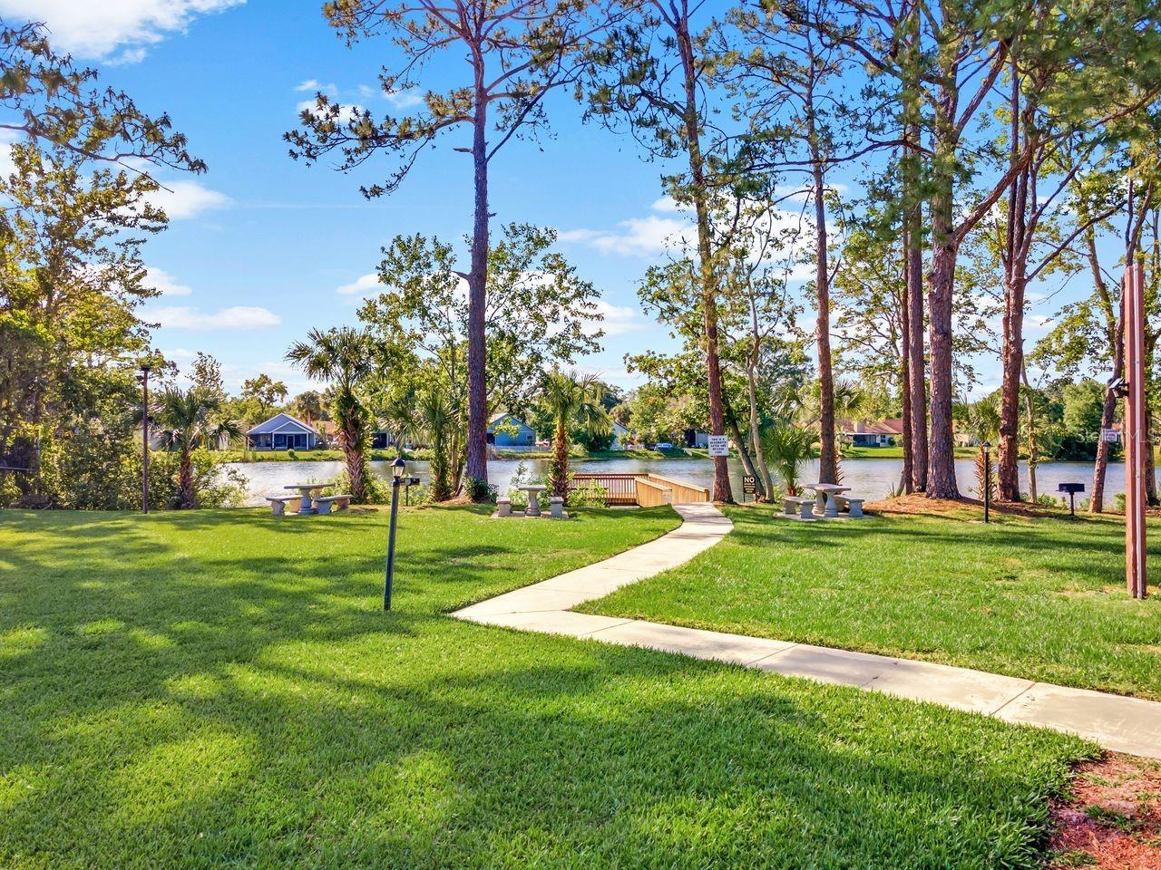 Image 37 of 46 For 108 Edgewater Circle