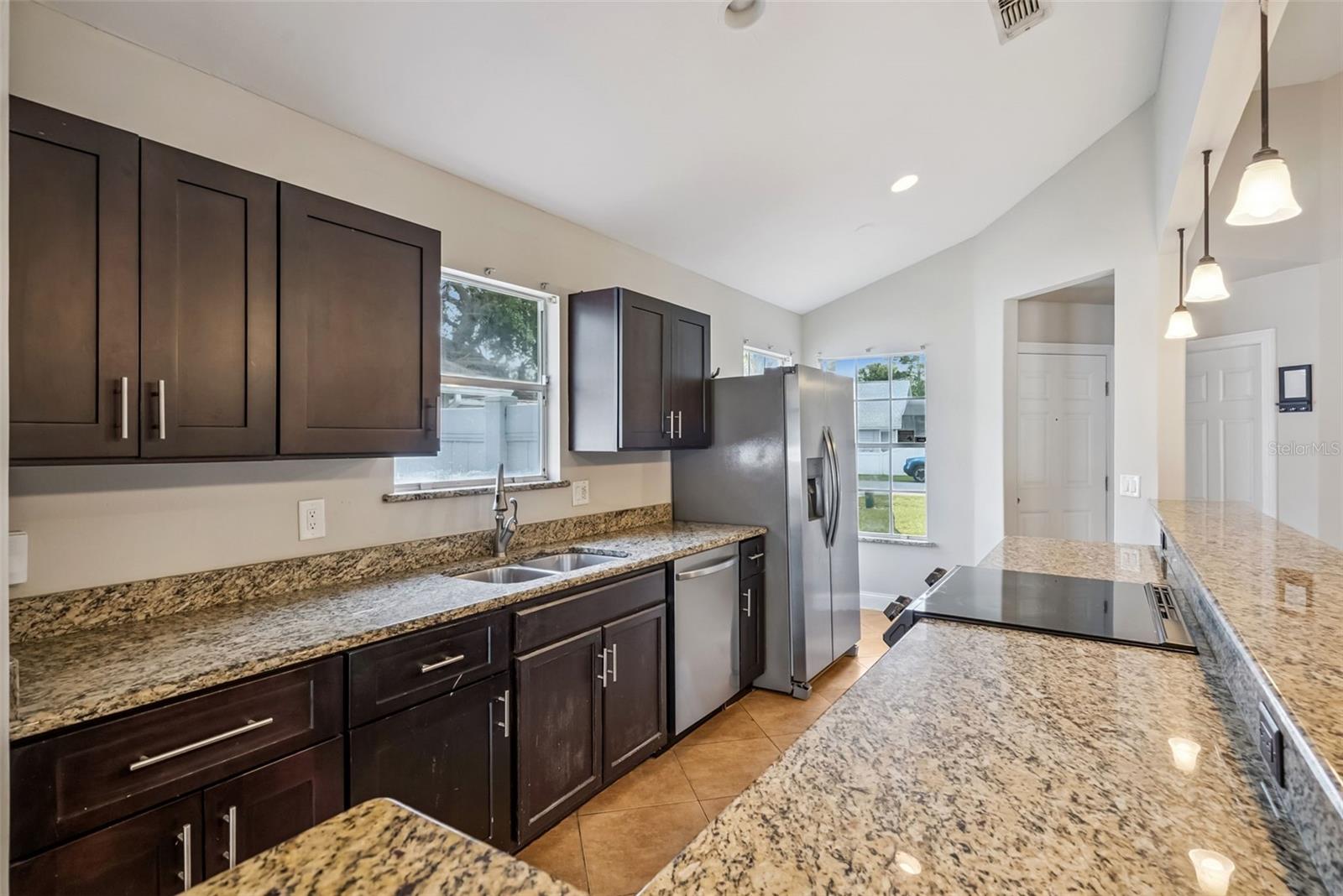 Image 7 of 46 For 108 Edgewater Circle