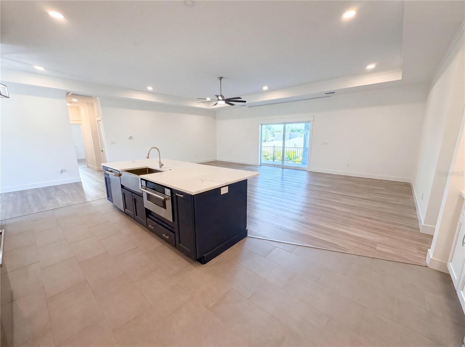 Image 11 of 59 For 83 Palm Boulevard