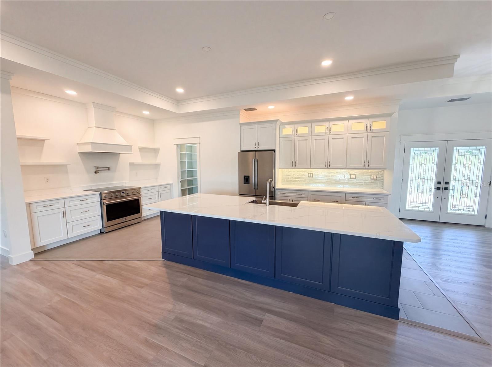 Image 14 of 59 For 83 Palm Boulevard