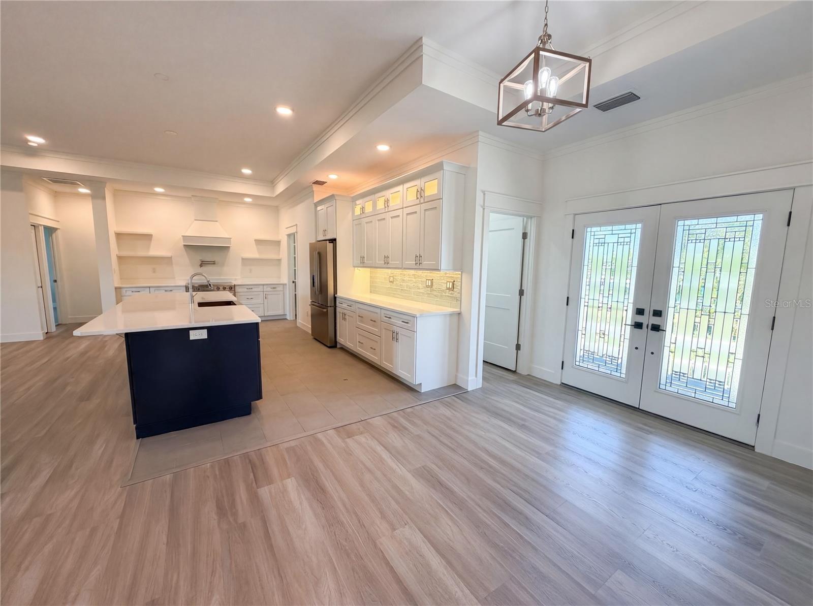 Image 2 of 59 For 83 Palm Boulevard