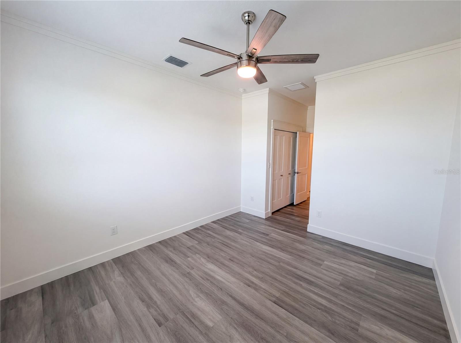 Image 20 of 59 For 83 Palm Boulevard