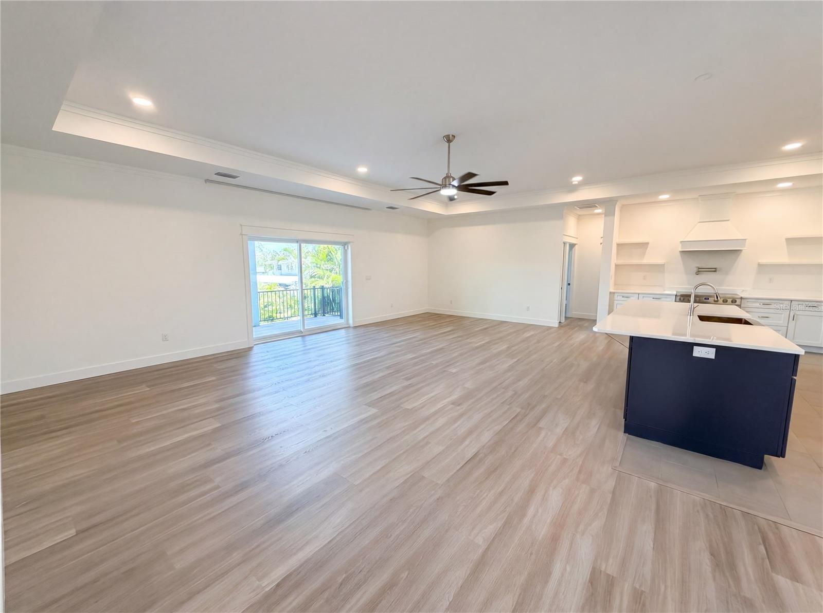 Image 7 of 59 For 83 Palm Boulevard