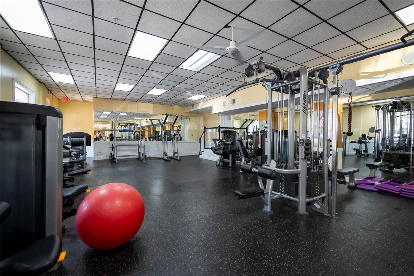 Image 55 of 60 For 3353 Westchester Square Boulevard 101