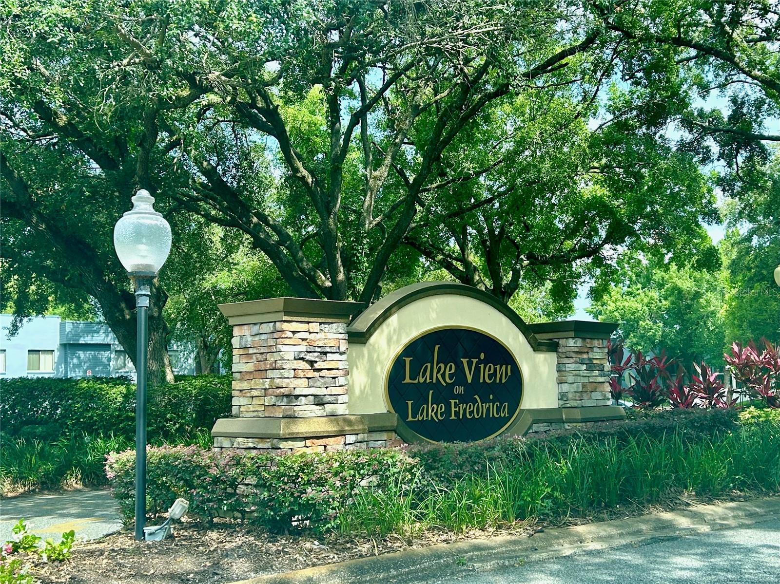Image 13 of 15 For 2565 Oak Park Way 213