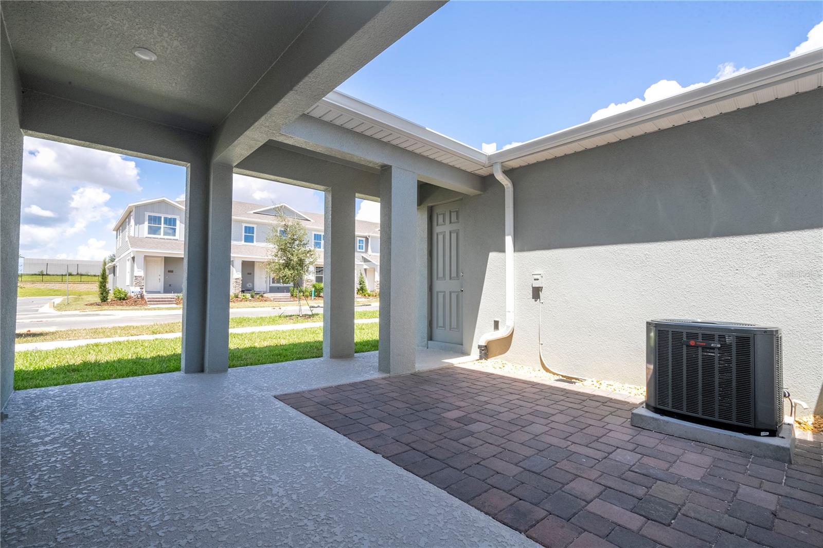 Image 23 of 67 For 16350 Hamlin View Street