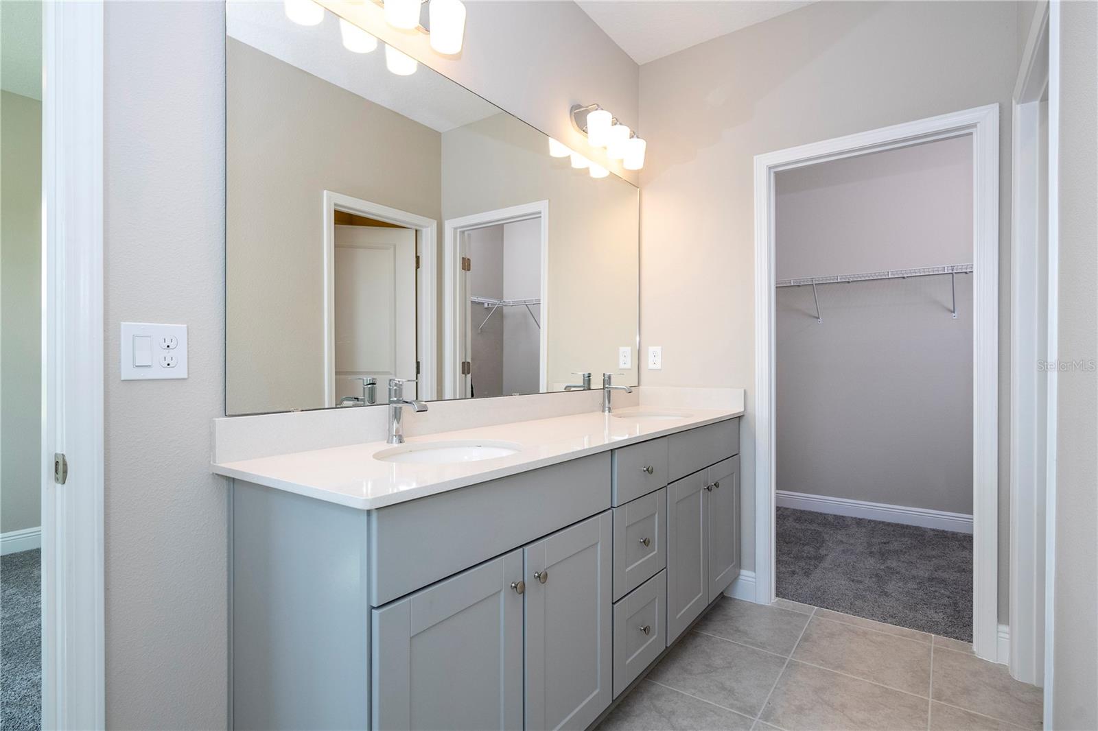 Image 47 of 67 For 16350 Hamlin View Street