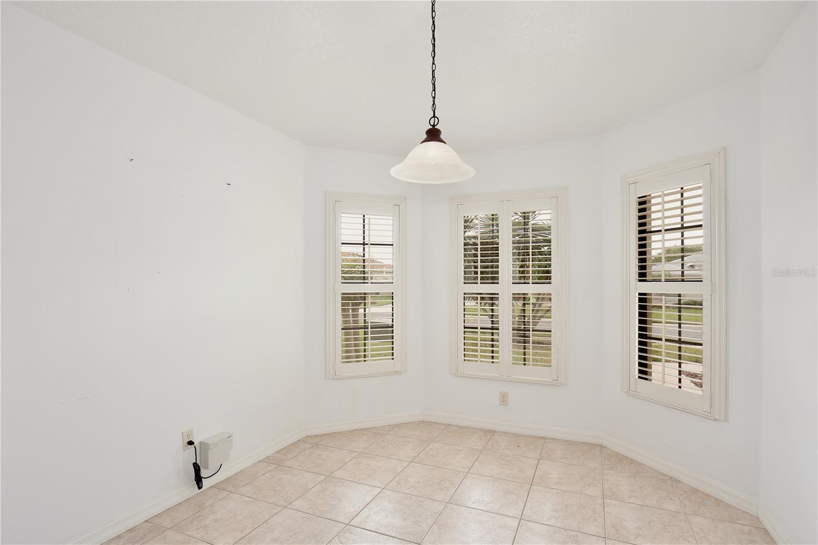 Image 8 of 59 For 27210 Stoney Brook Drive