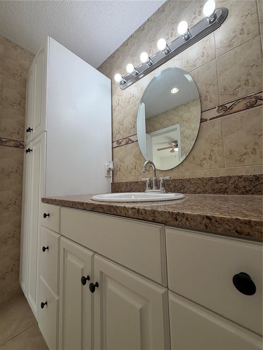 Image 16 of 25 For 2130 Cascades Boulevard # 101