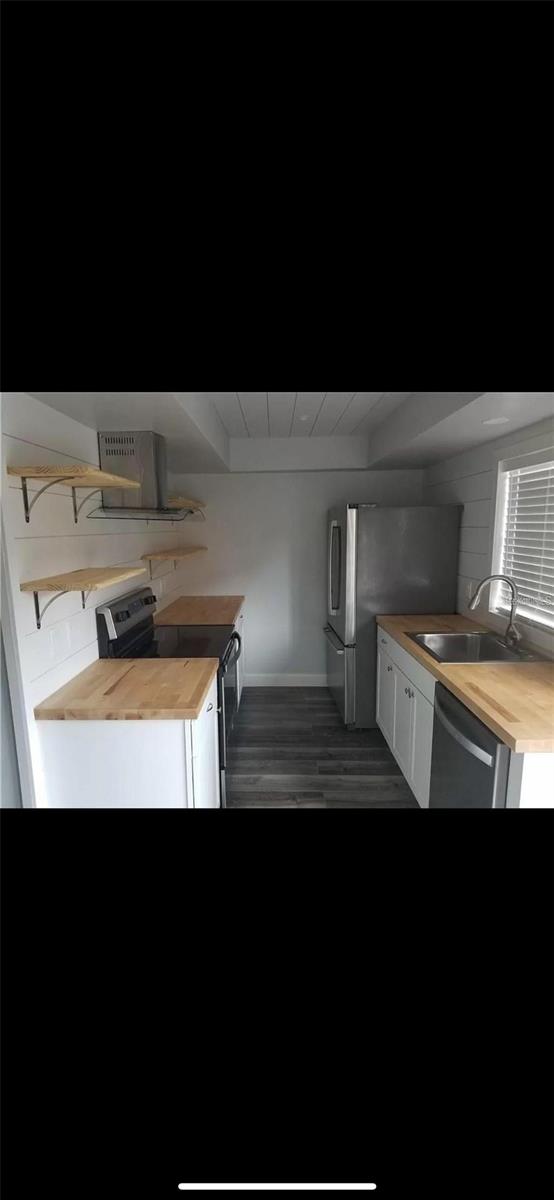 Image 3 of 12 For 7330 Cedar Creek Court 58