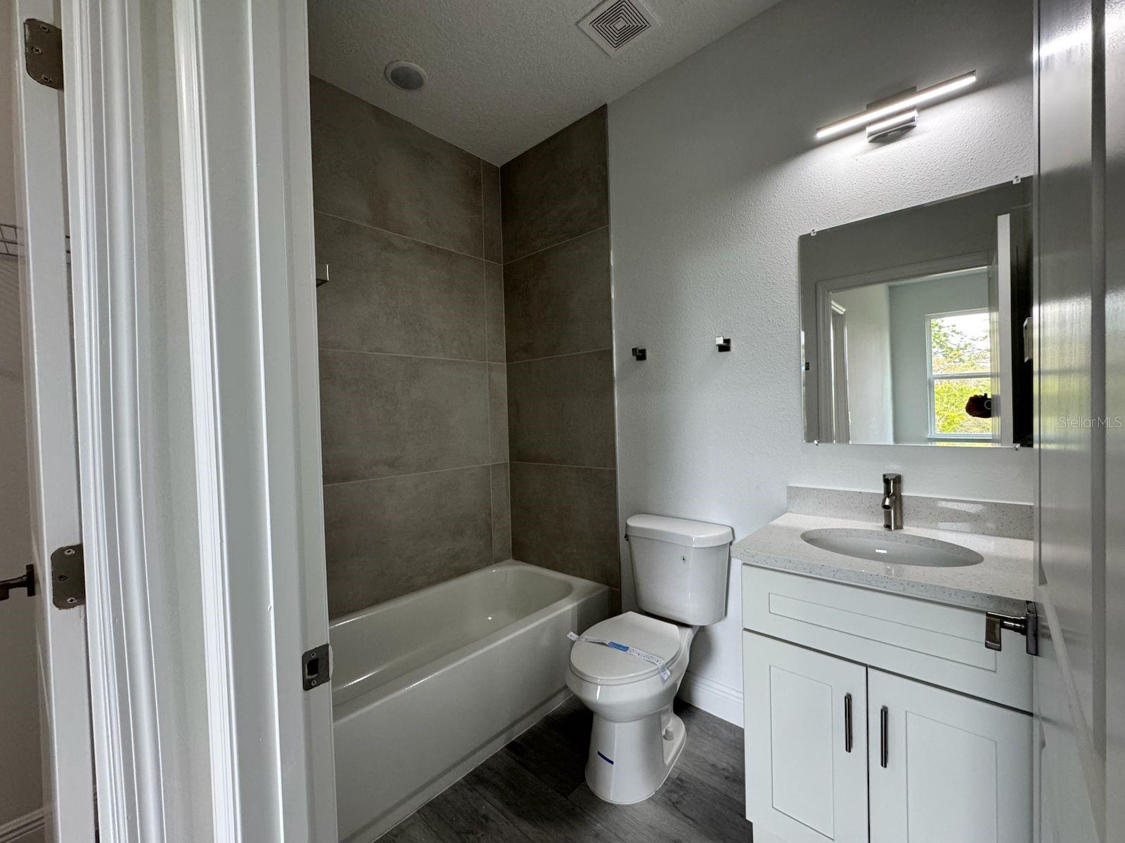 Image 22 of 35 For 6629 Waycross Way