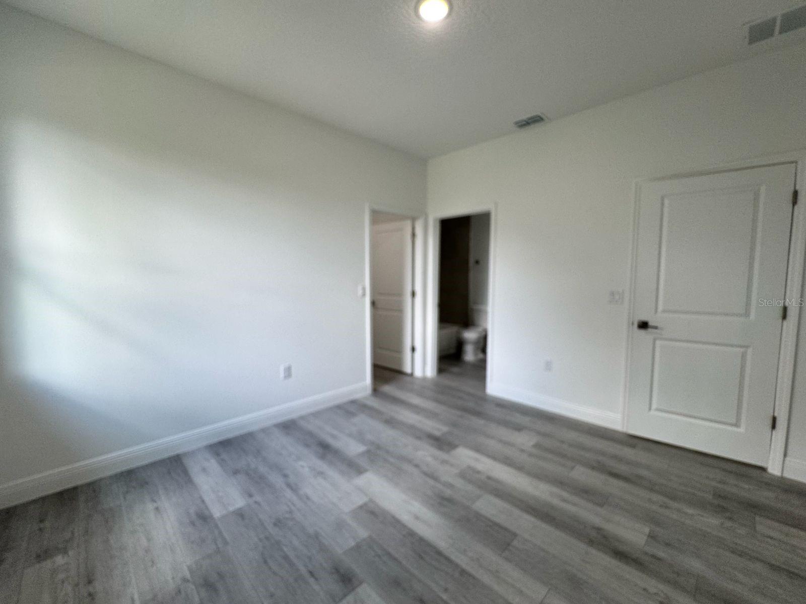 Image 24 of 35 For 6629 Waycross Way