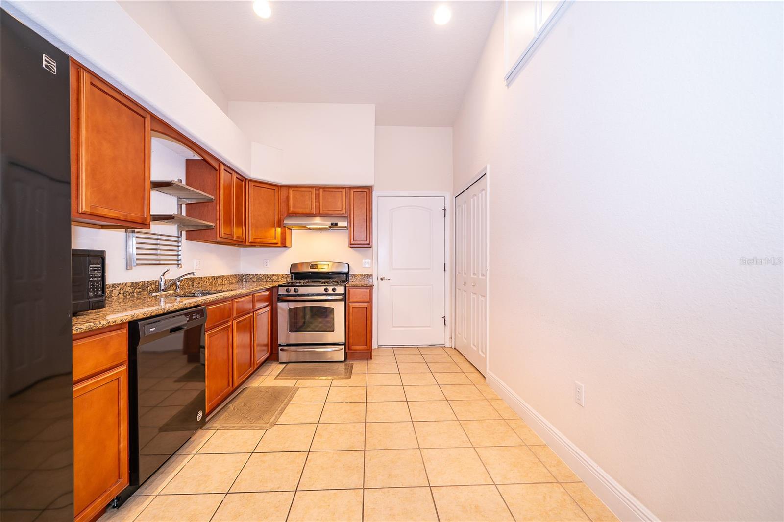 Image 10 of 24 For 1075 David Walker Drive C-1