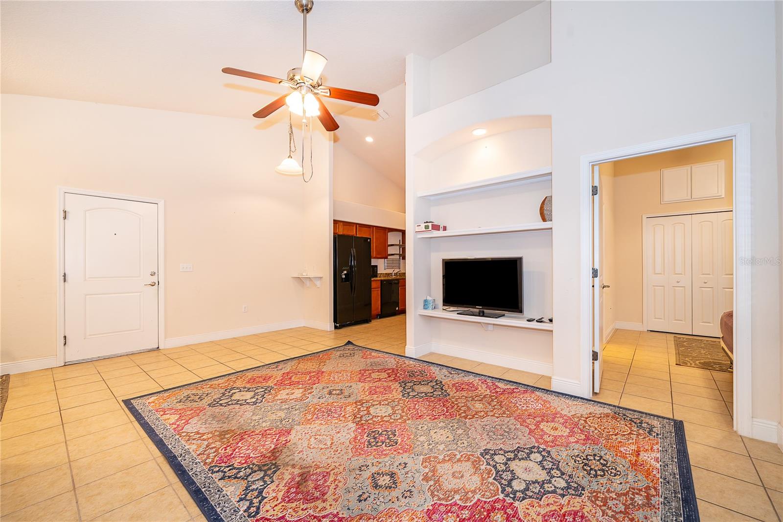 Image 4 of 24 For 1075 David Walker Drive C-1