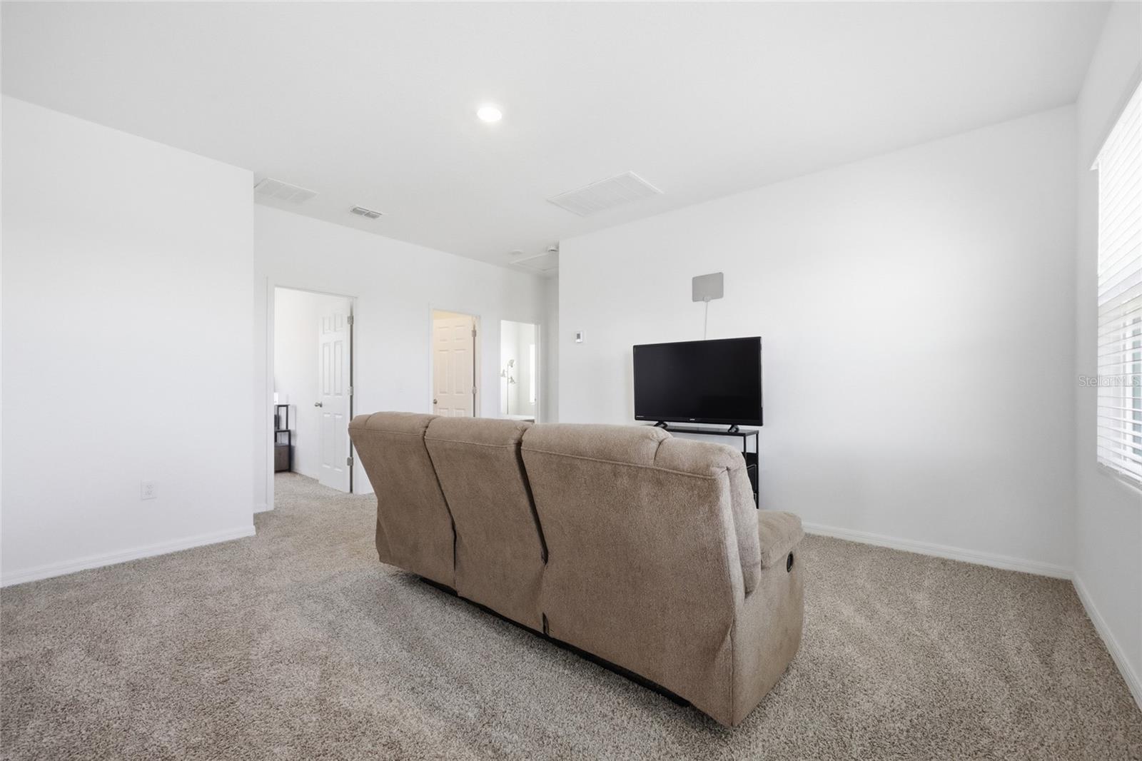 Image 26 of 54 For 2365 Treasure Hill Street