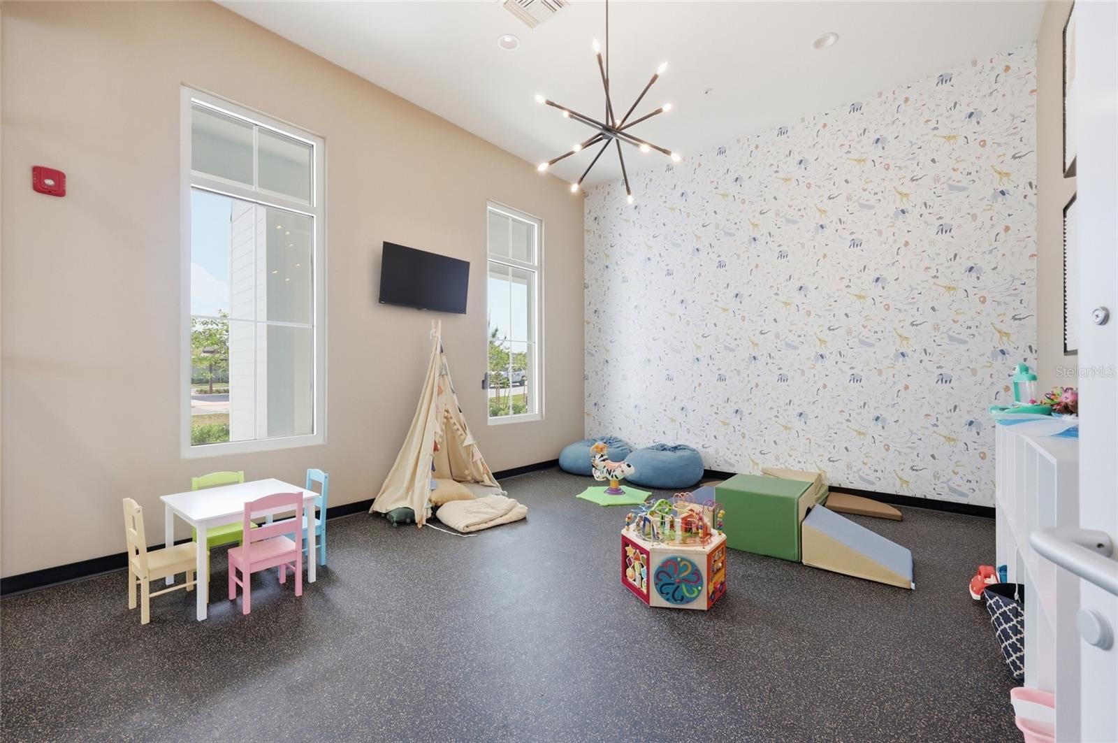 Image 41 of 54 For 2365 Treasure Hill Street