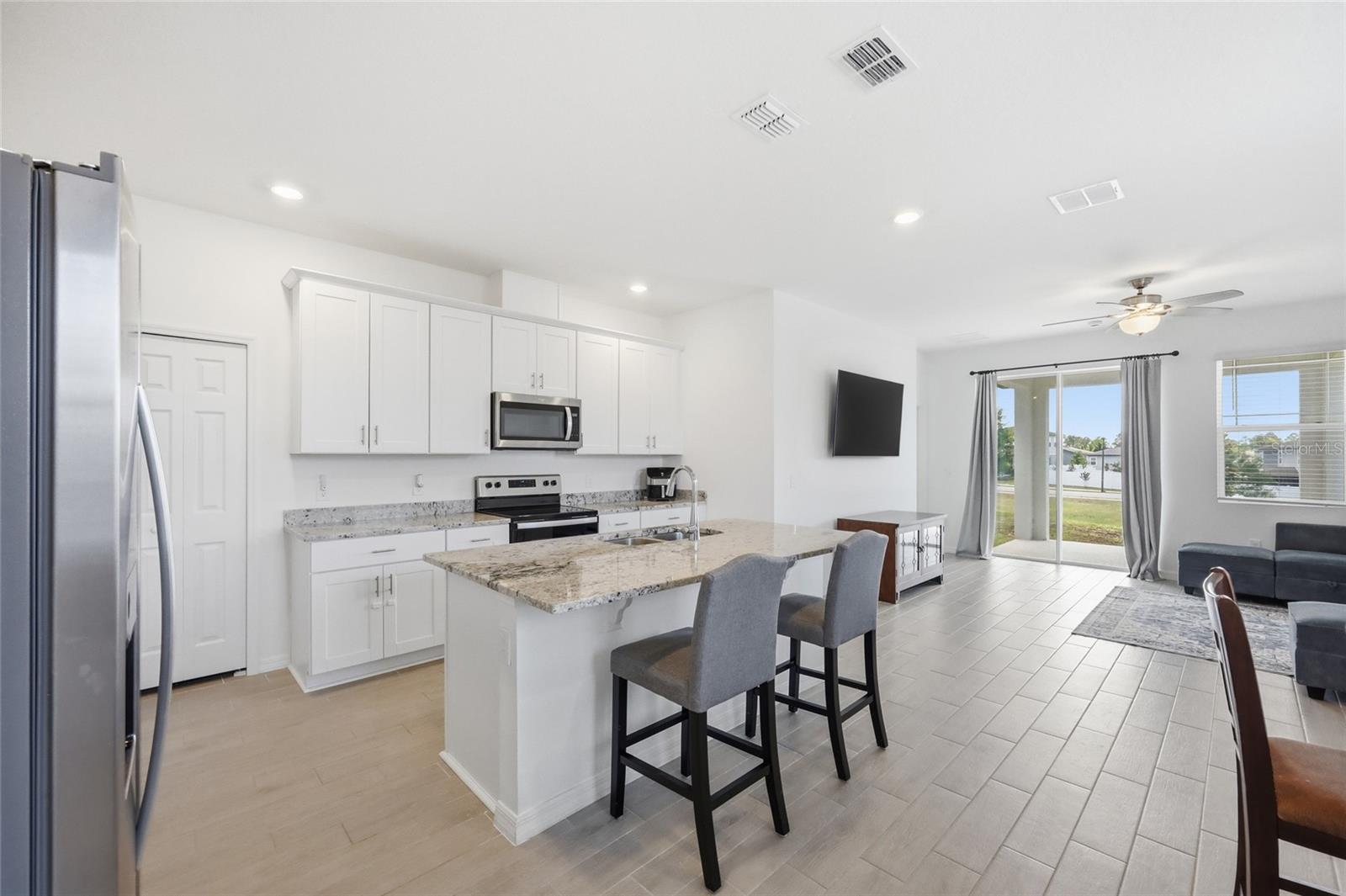 Image 8 of 54 For 2365 Treasure Hill Street