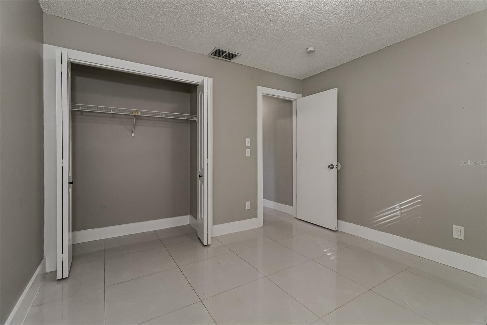 Image 14 of 21 For 4342 Grandwood Lane