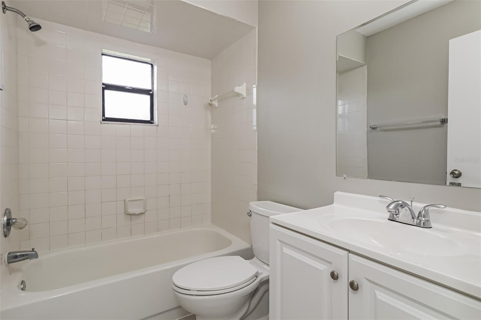 Image 18 of 21 For 4342 Grandwood Lane