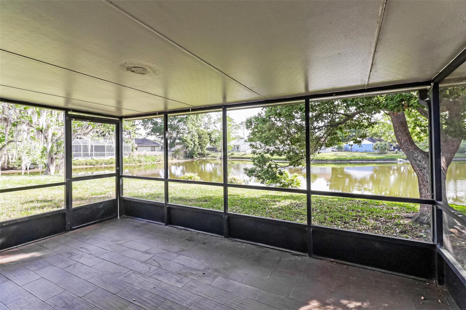 Image 19 of 21 For 4342 Grandwood Lane