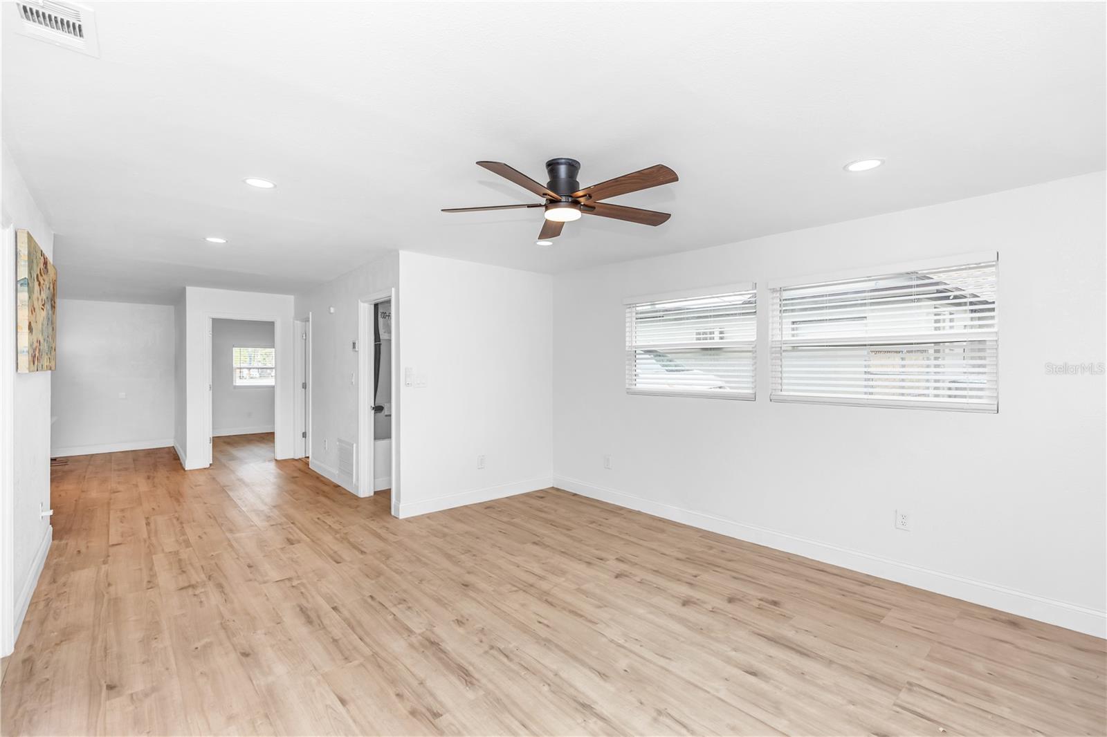 Image 6 of 20 For 1262 Seminola Boulevard