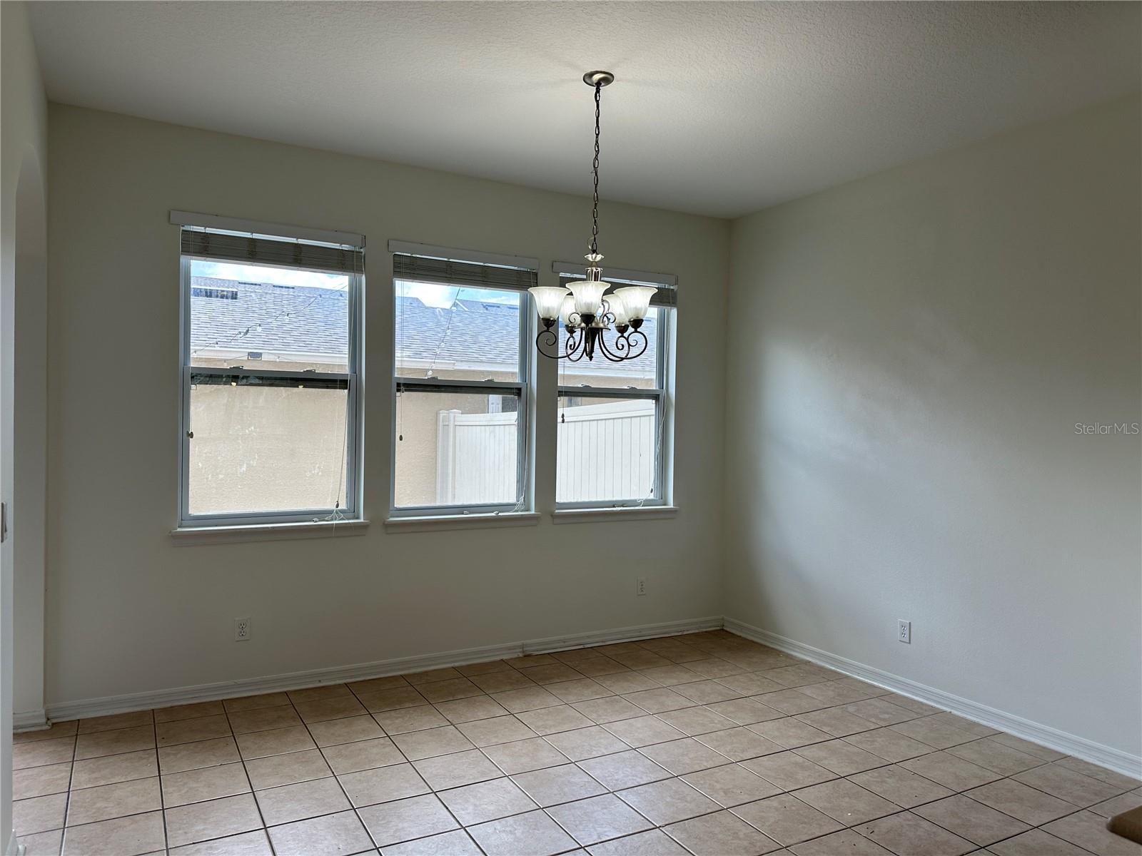 Image 5 of 15 For 7668 Billingham Street