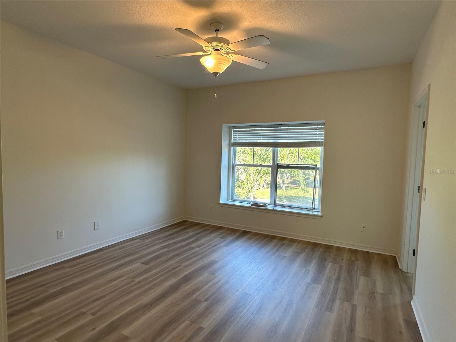 Image 6 of 15 For 7668 Billingham Street