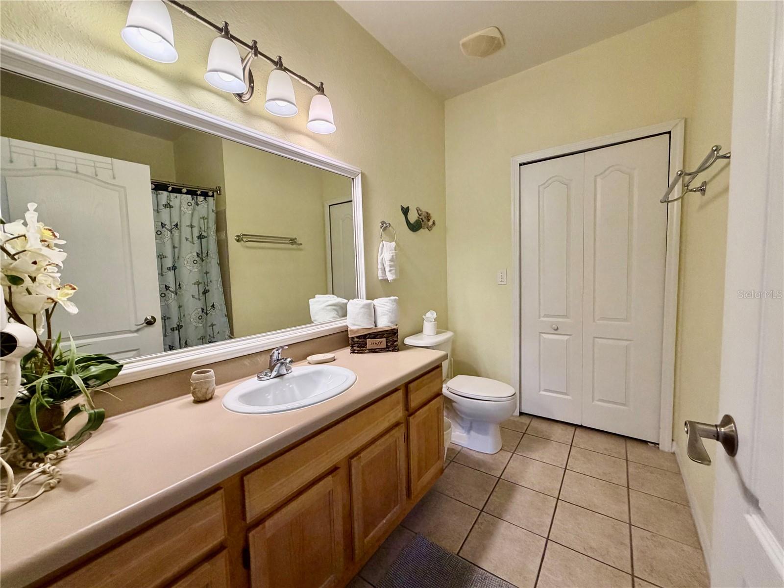 Image 16 of 50 For 3006 Bonfire Beach Drive 202