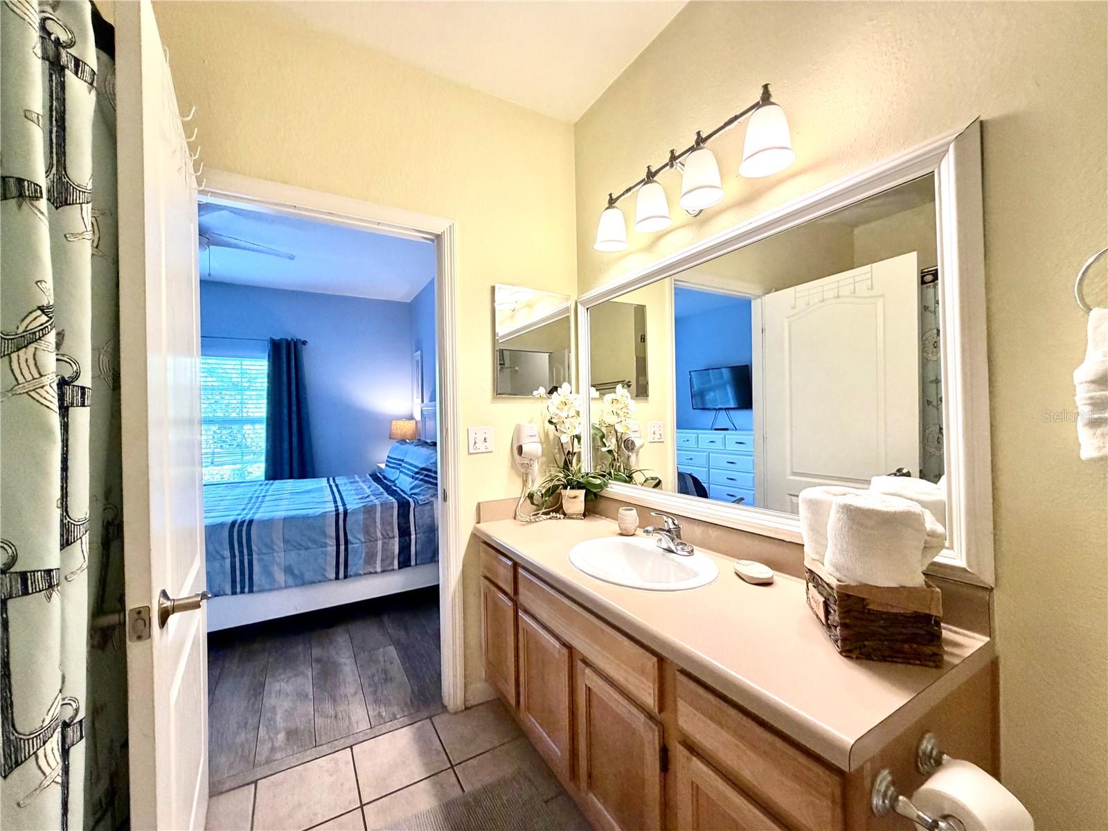 Image 19 of 50 For 3006 Bonfire Beach Drive 202