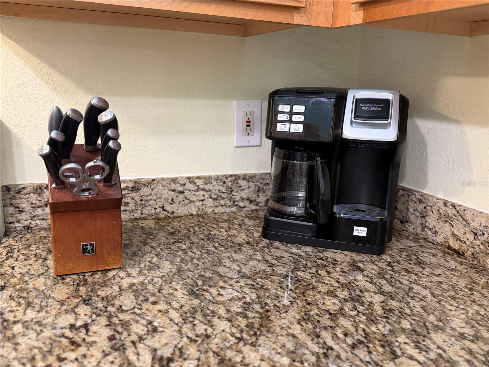 Image 5 of 50 For 3006 Bonfire Beach Drive 202