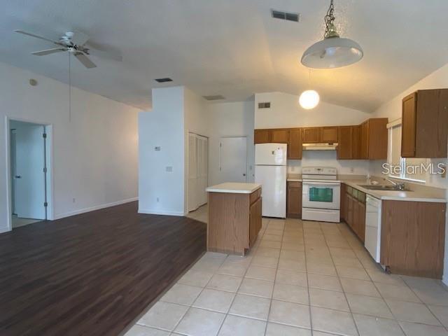 Image 6 of 16 For 10200 Willowemac Court