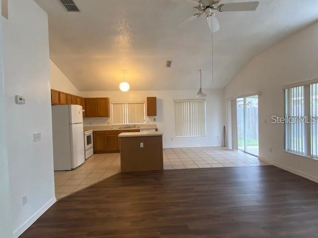 Image 9 of 16 For 10200 Willowemac Court