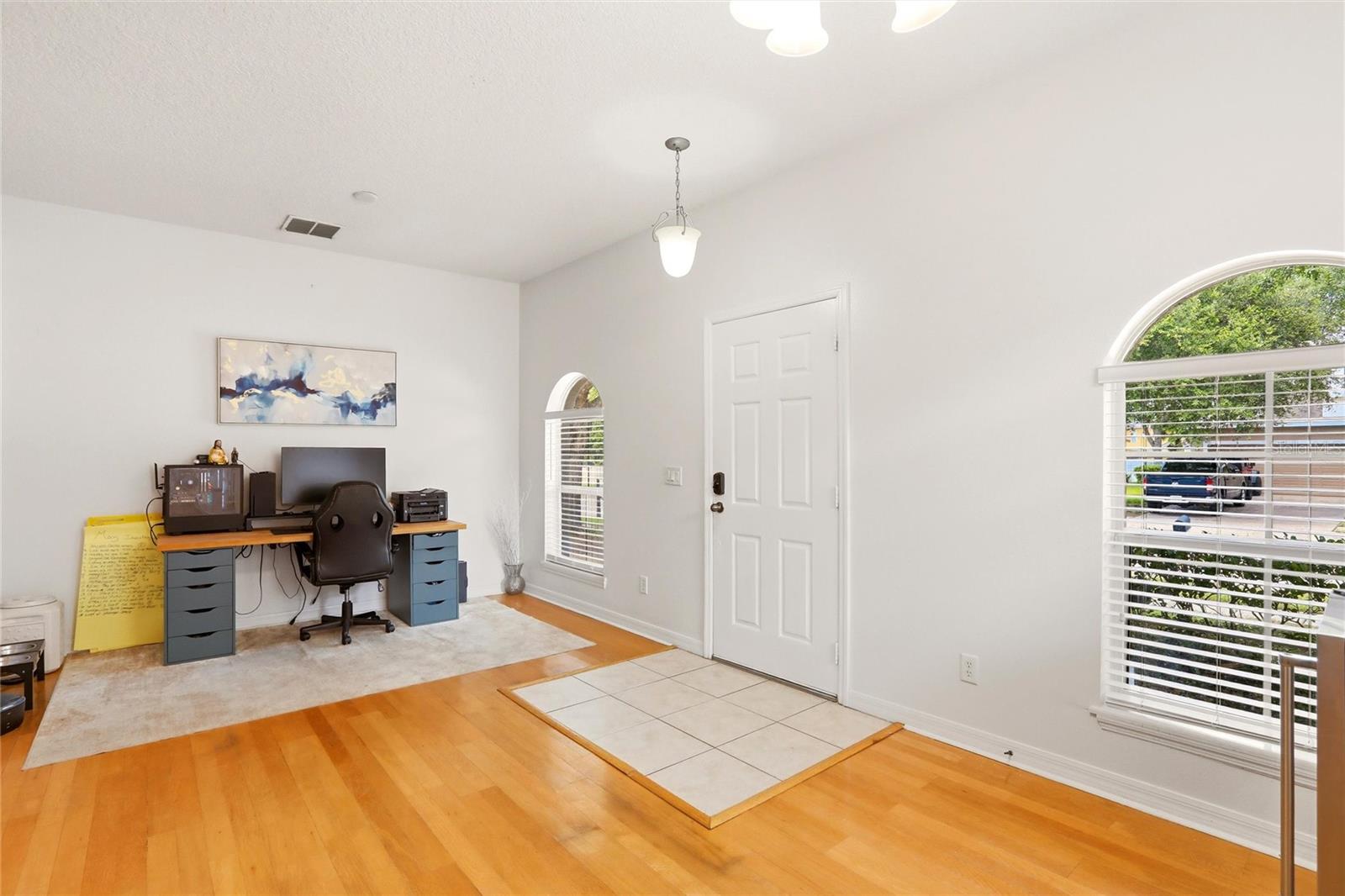 Image 3 of 37 For 1550 Madison Ivy Circle