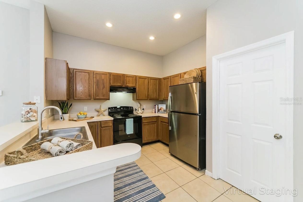 Image 10 of 23 For 6711 King Rail Court