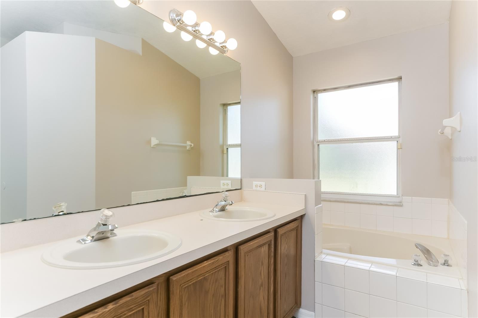 Image 15 of 23 For 6711 King Rail Court