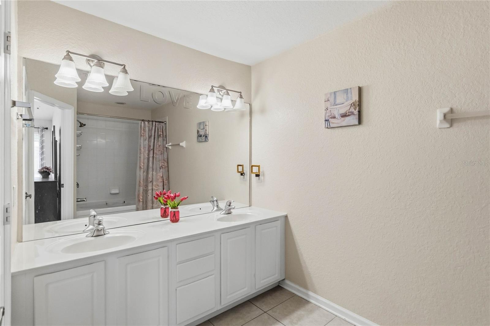 Image 16 of 43 For 3401 Shallot Drive 102