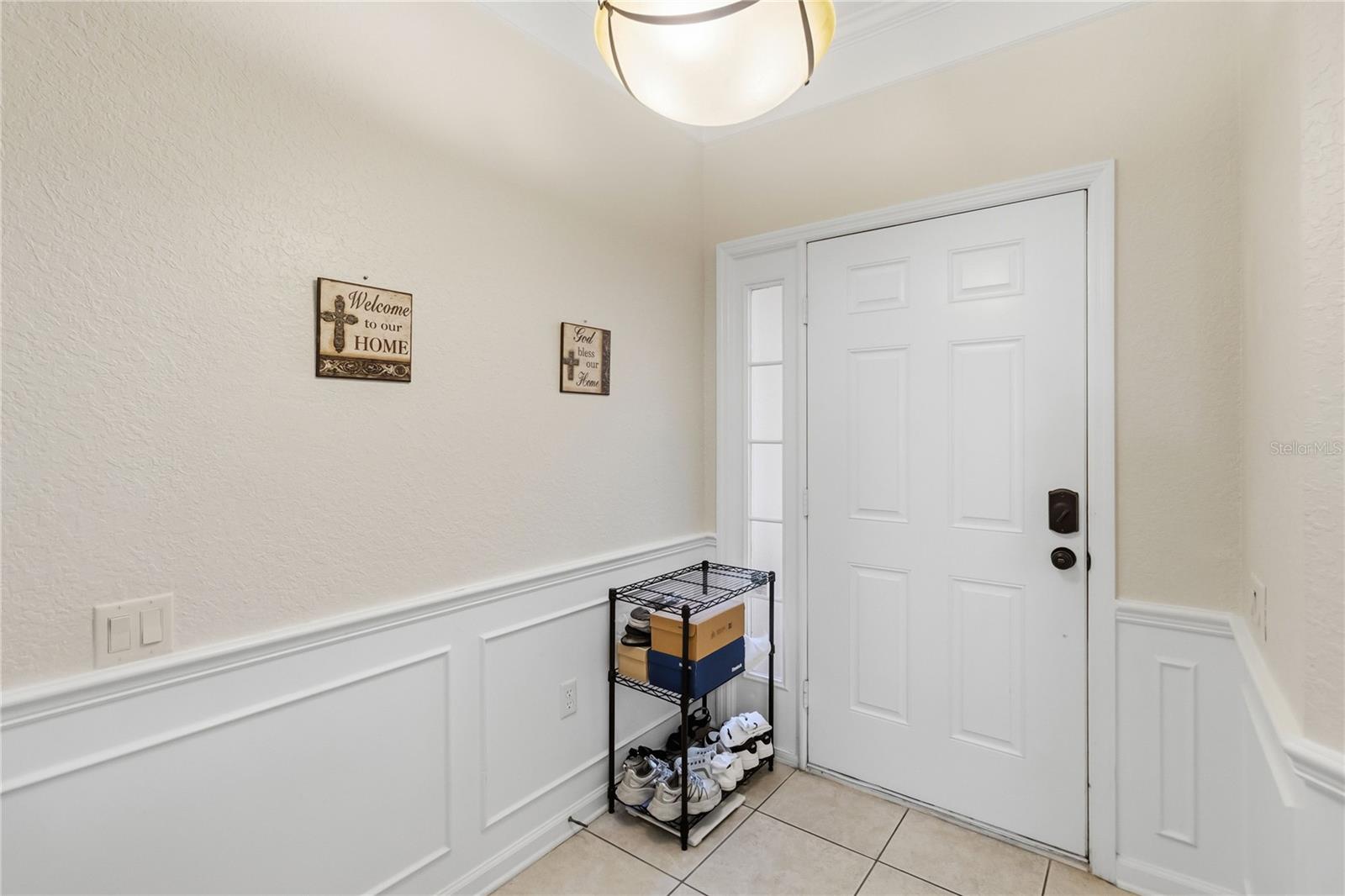 Image 3 of 43 For 3401 Shallot Drive 102