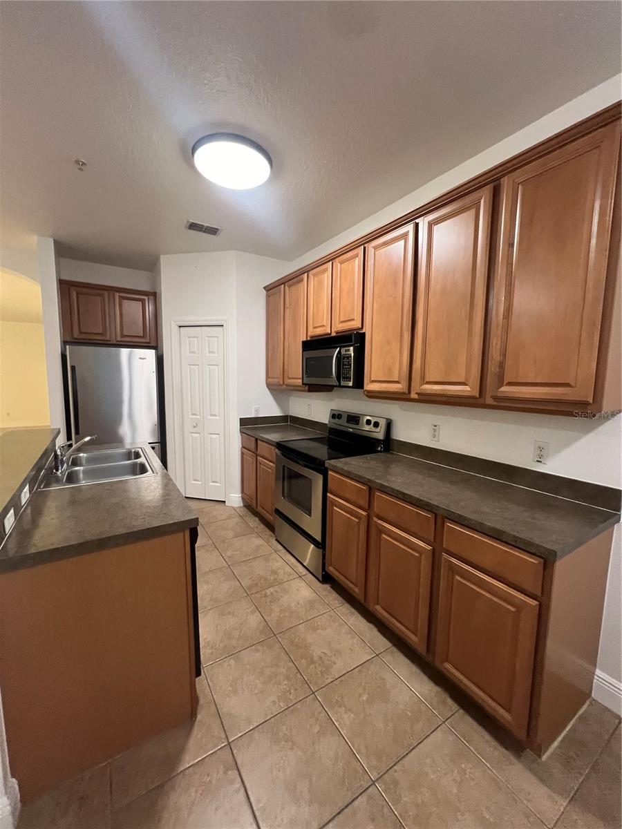 Image 6 of 19 For 7523 Pellham Way