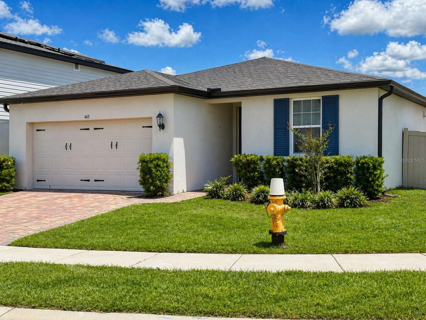 Listing photo id 0 for 445 Mckenna Drive