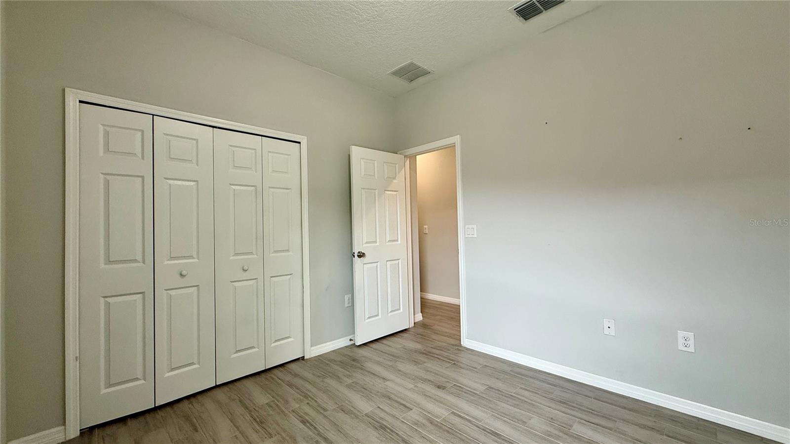 Image 30 of 46 For 535 Gull Drive