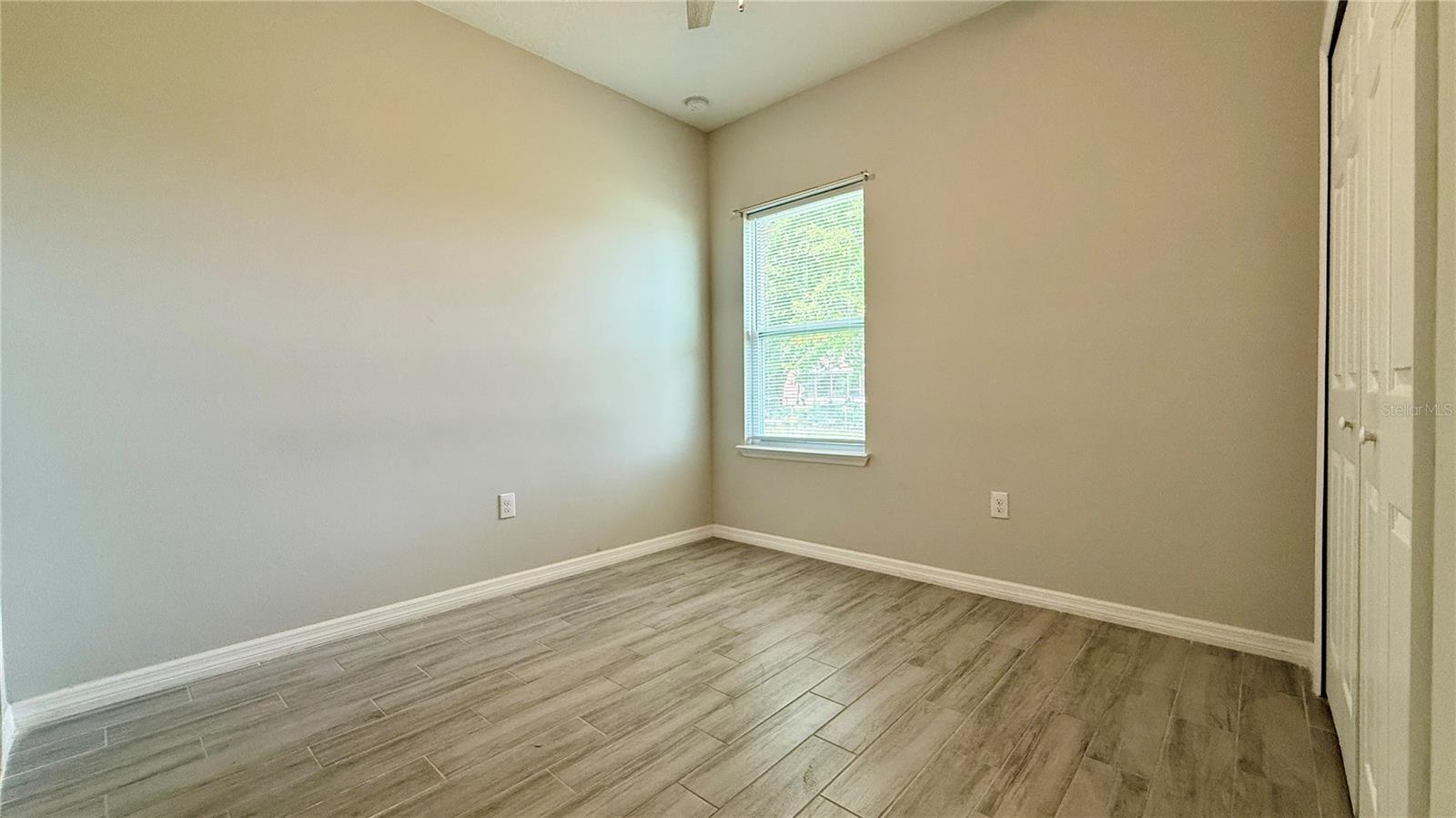 Image 33 of 46 For 535 Gull Drive