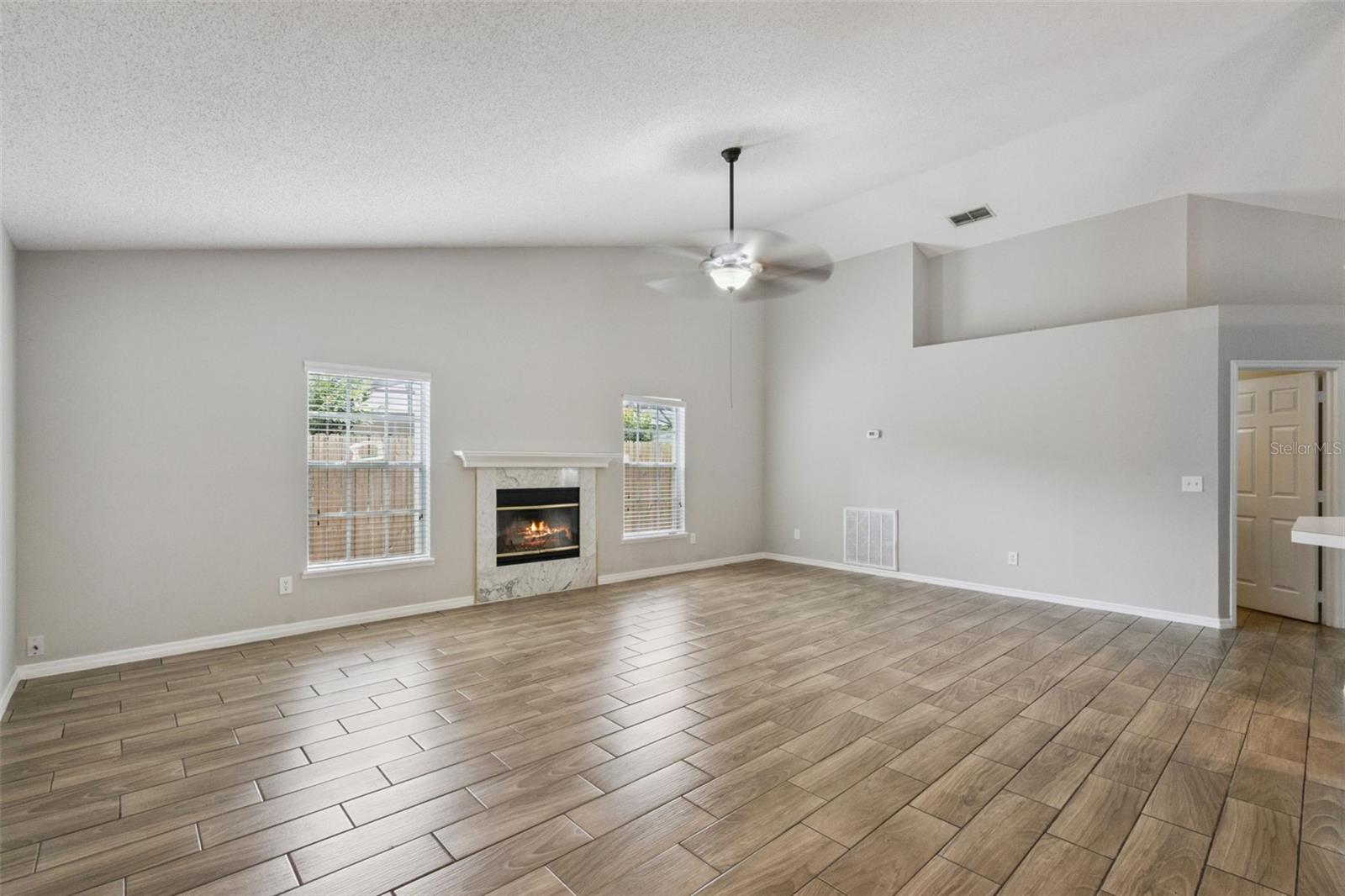 Image 11 of 57 For 1023 Riviera Boulevard