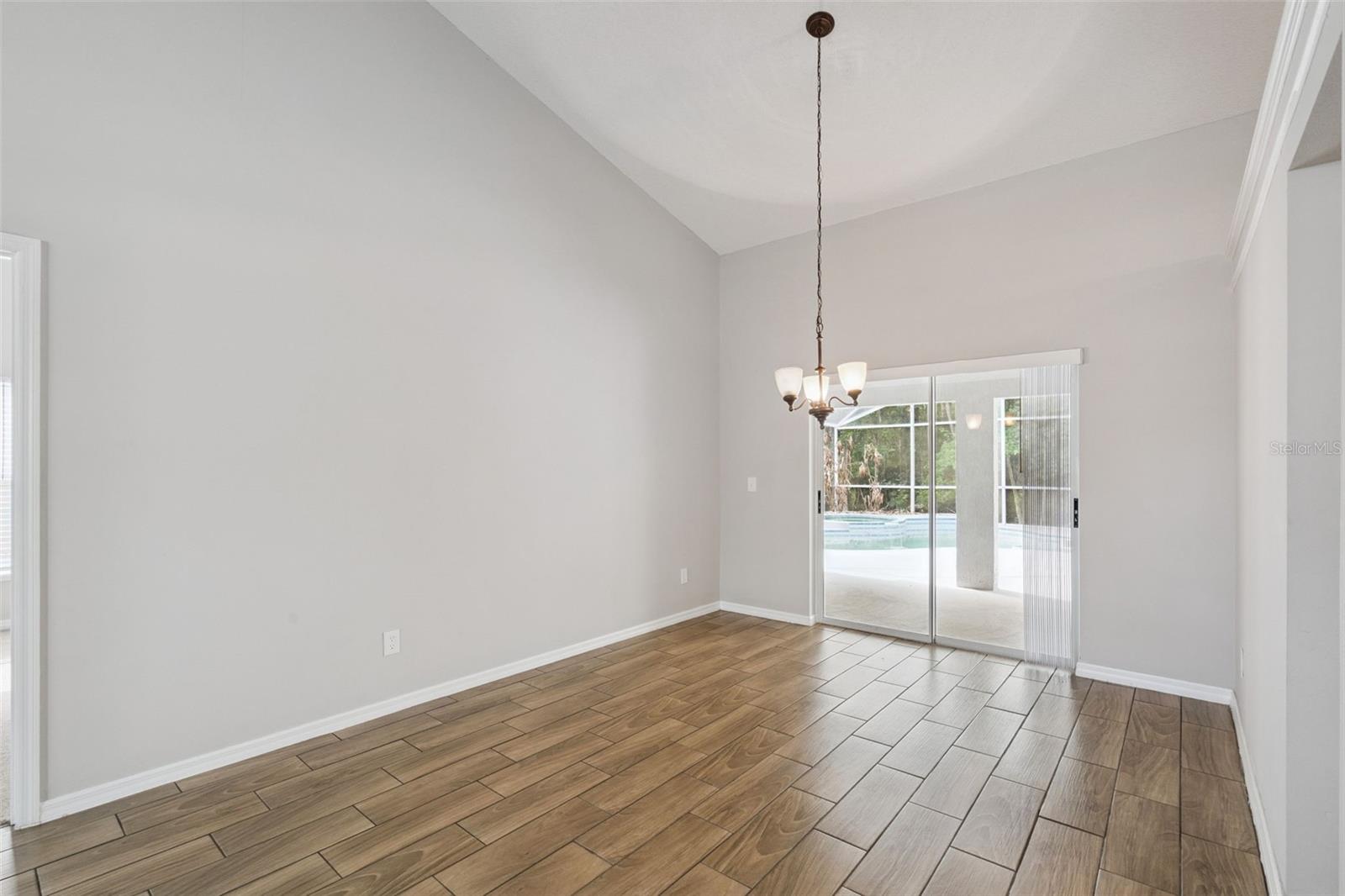 Image 17 of 57 For 1023 Riviera Boulevard