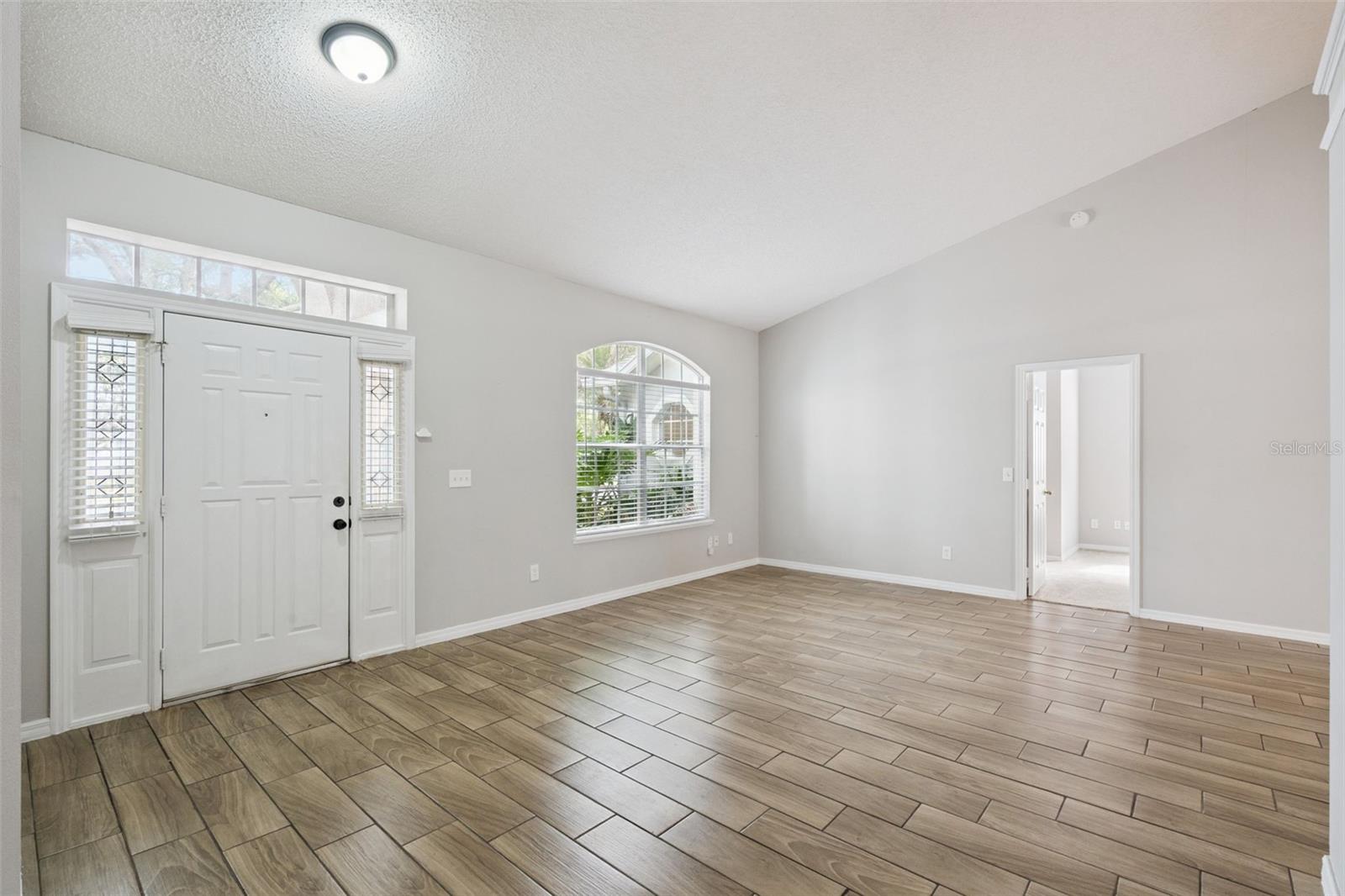 Image 8 of 57 For 1023 Riviera Boulevard