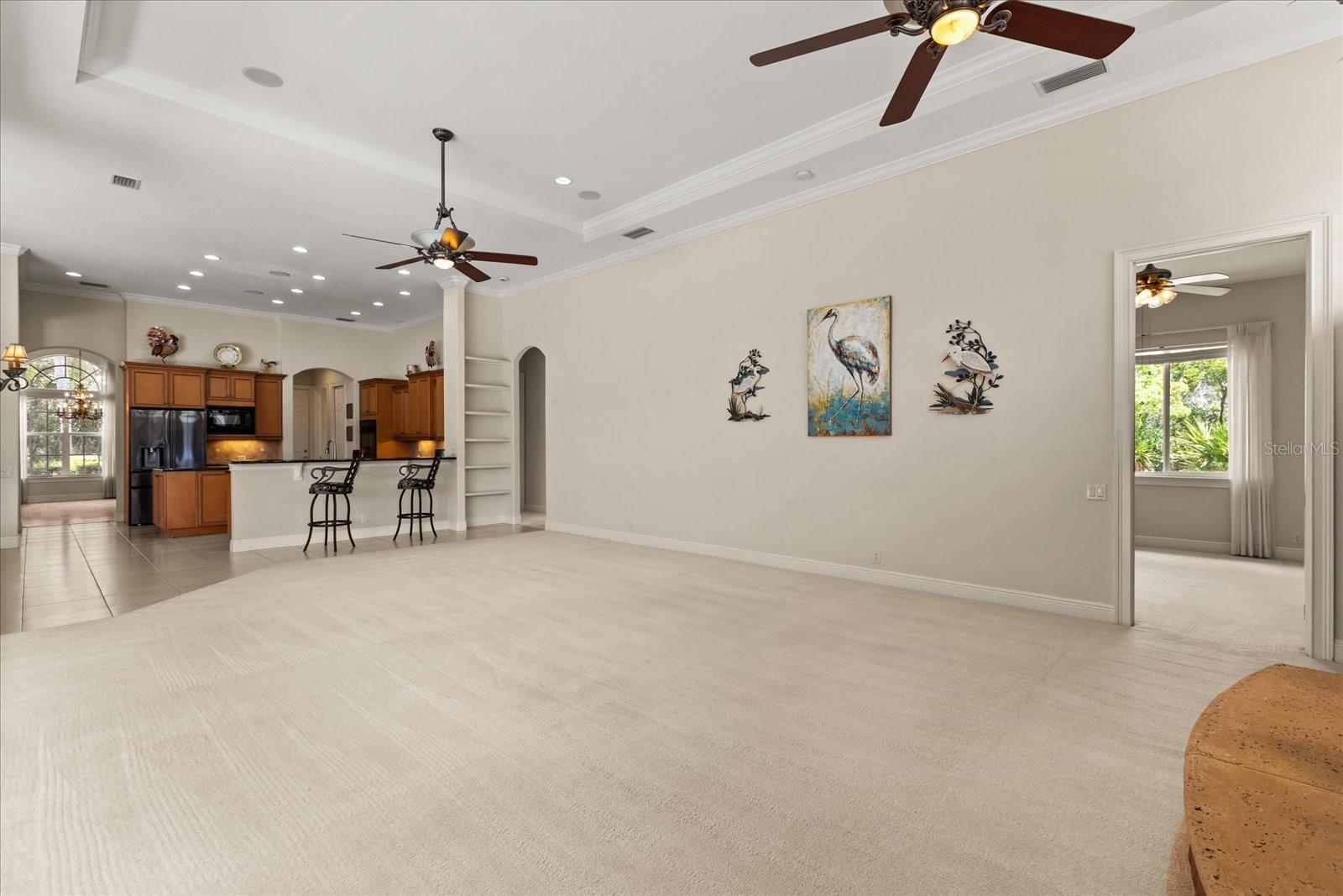 Image 12 of 52 For 420 Valley Stream Drive