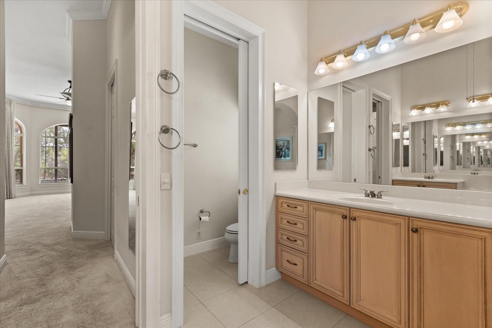 Image 28 of 52 For 420 Valley Stream Drive