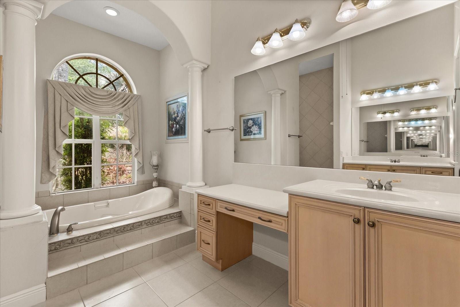 Image 29 of 52 For 420 Valley Stream Drive